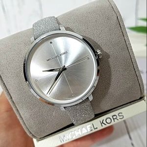 Nwt Michael Kors Charley Silver Watch 